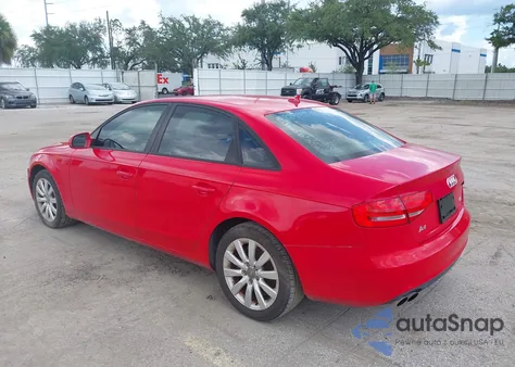 2013 Audi A4 2.0T Premium z USA, uszkodzony, nr VIN WAUBFAFL8DN043232
